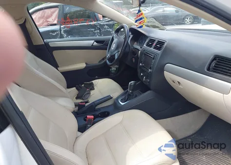 2013 Volkswagen Jetta 2.5L Se из США, поврежденный, VIN 3VWDP7AJXDM356033